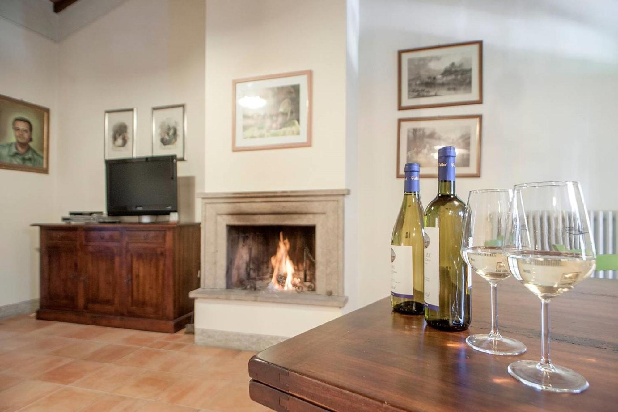 Azienda Agricola E Agriturismo Vallorsi Terricciola Kültér fotó